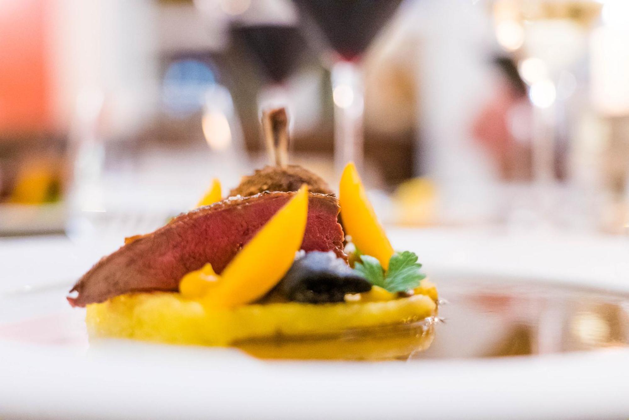Hotel Restaurant Le Centenaire Les Eyzies 외부 사진